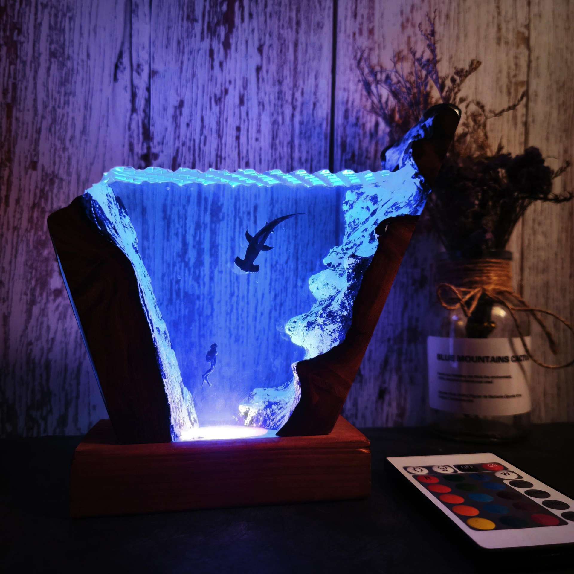 Resin Art Wedding Gift - 6 * 4インチ オーシャンシリーズ ダイバー ハンマーヘッドシャーク