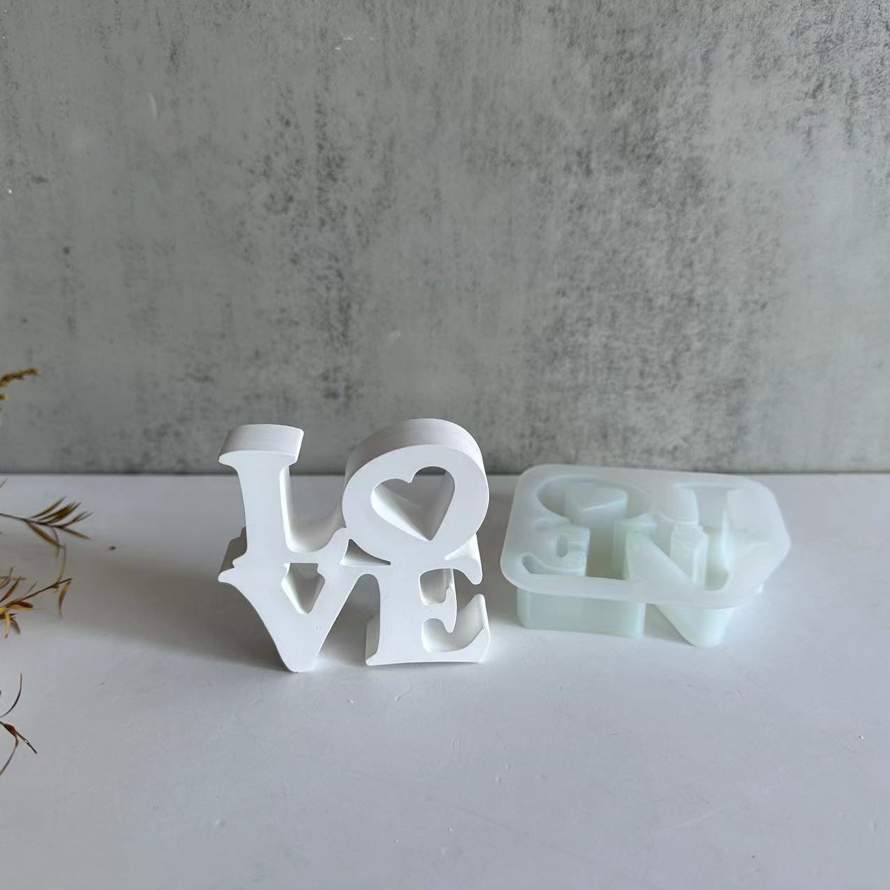 レター「LOVE」シリコンモールド DIY エポキシ樹脂 バ - Resin Art Alphabet のレビューと価格