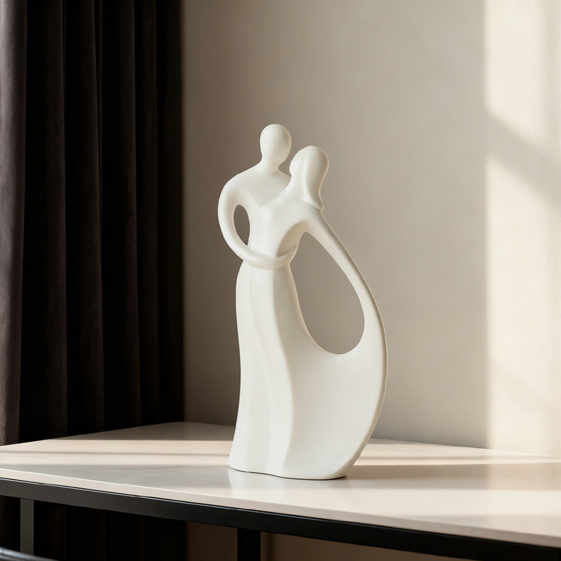 北欧セラミックカップルハグ彫刻現代アートリビングルームキャビ - Resin Art Wedding Gift のレビューと価格